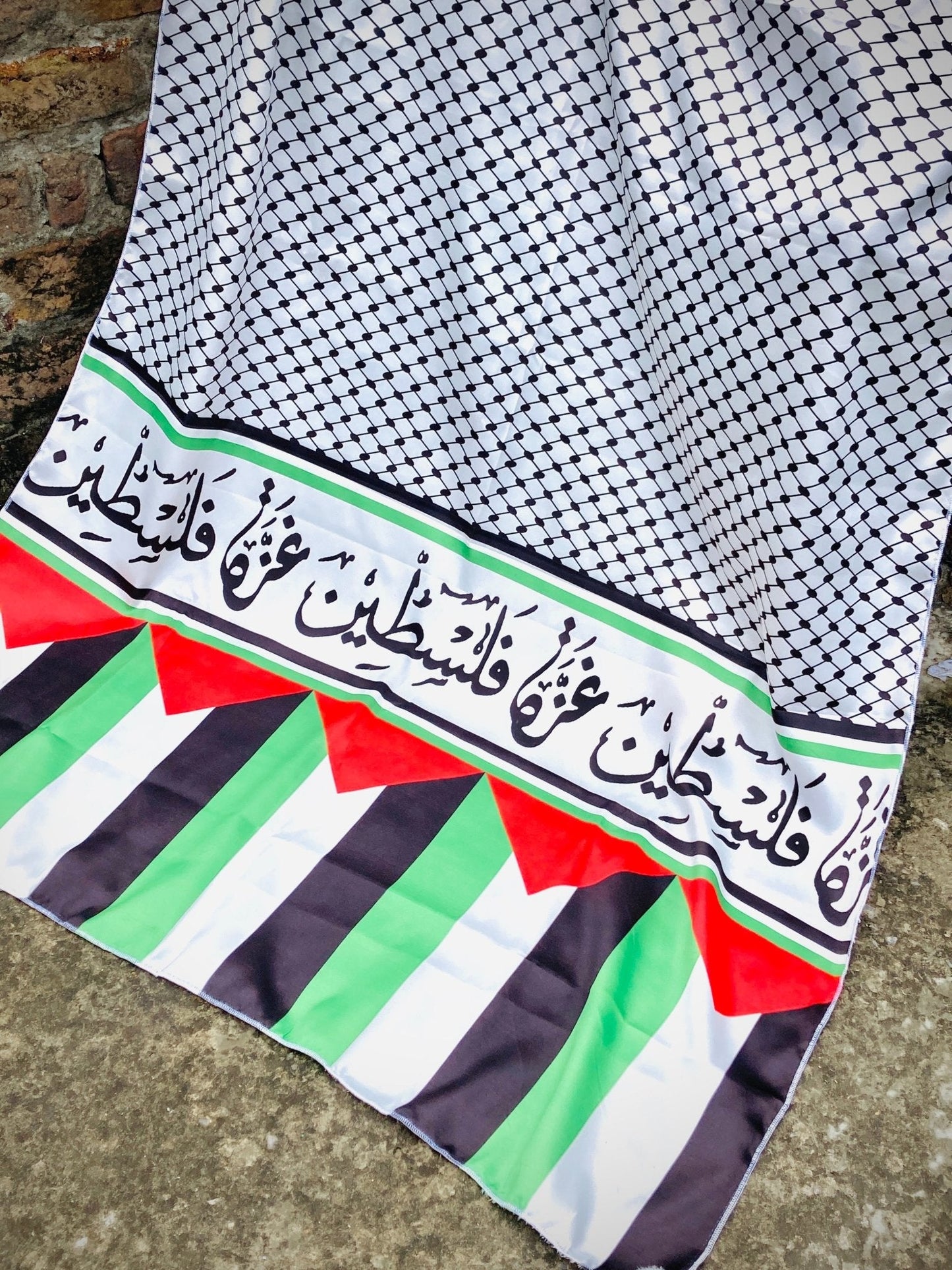 Palestine Odhni by SastaaE